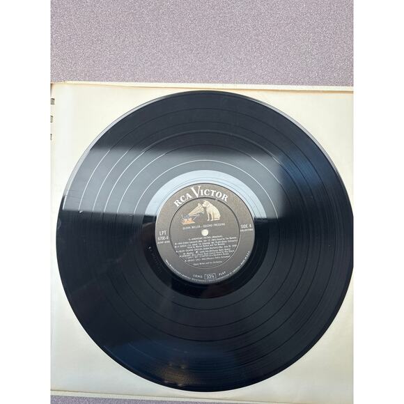 Vintage 1960 Glenn Miller and His Orchestra Second Pressing - Picture 9 of 16